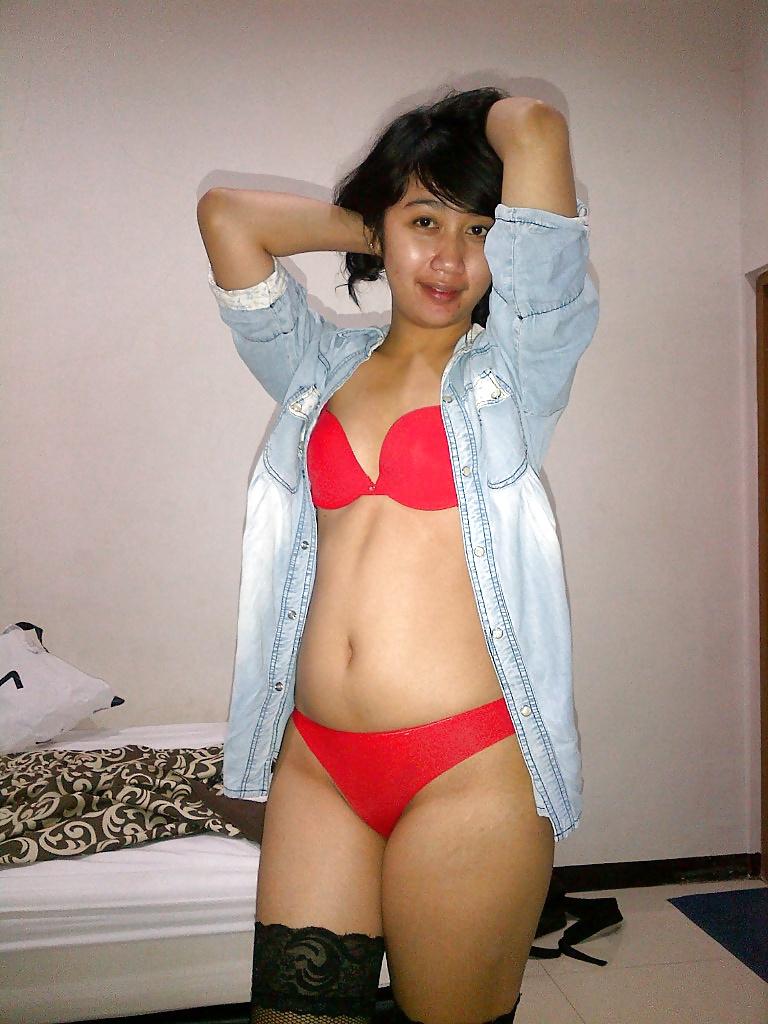 16P Angel Lee in Red Surabaya Indonesian  