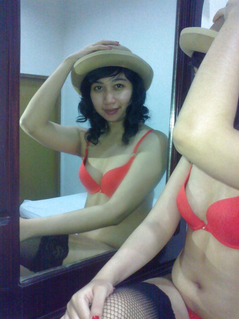 16P Angel Lee in Red Surabaya Indonesian  