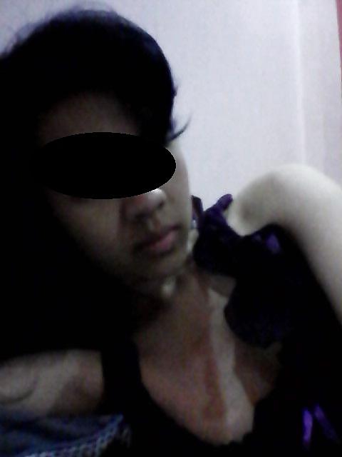 12P Indonesian- jilbab bugil lagi