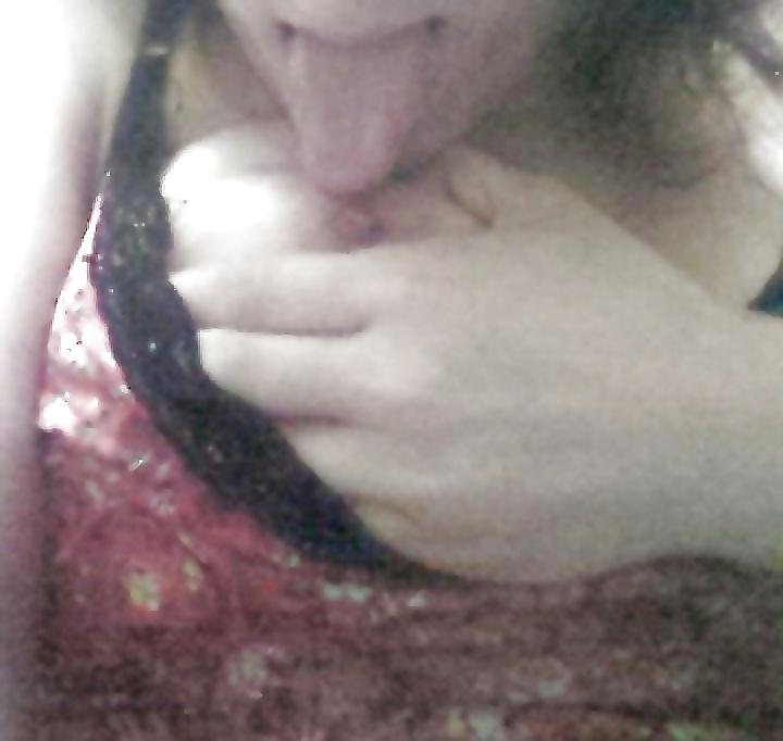 9P Teen Selfie pussy and Tits