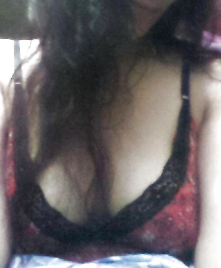 9P Teen Selfie pussy and Tits