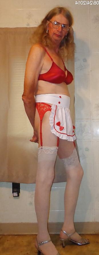 25P Red Maid 