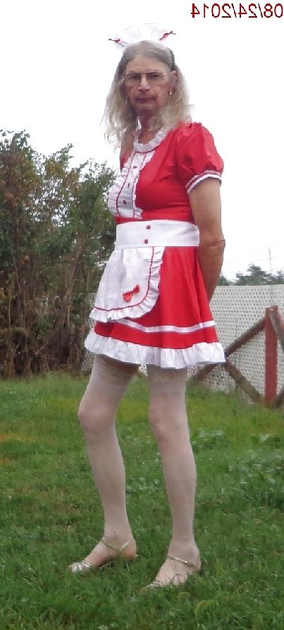 25P Red Maid 