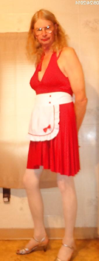 25P Red Maid 