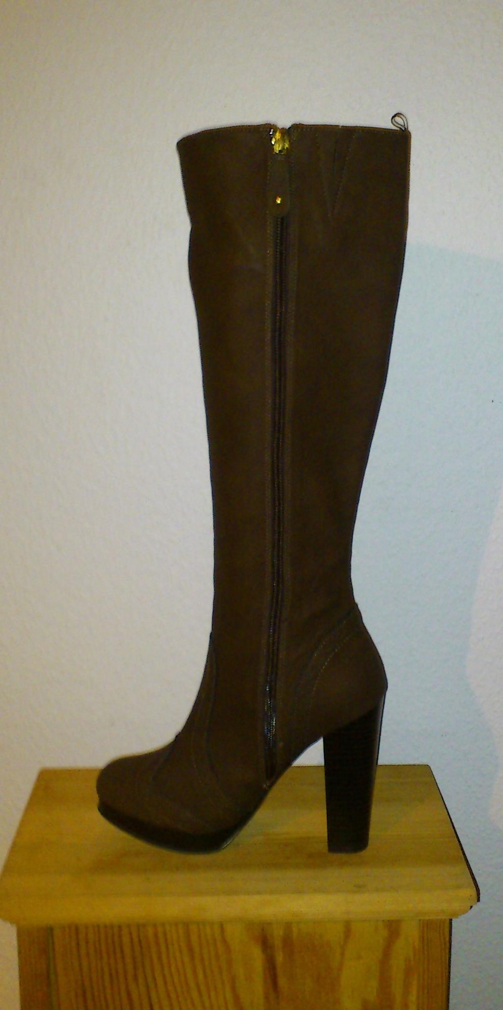 25P Shoes and Boots