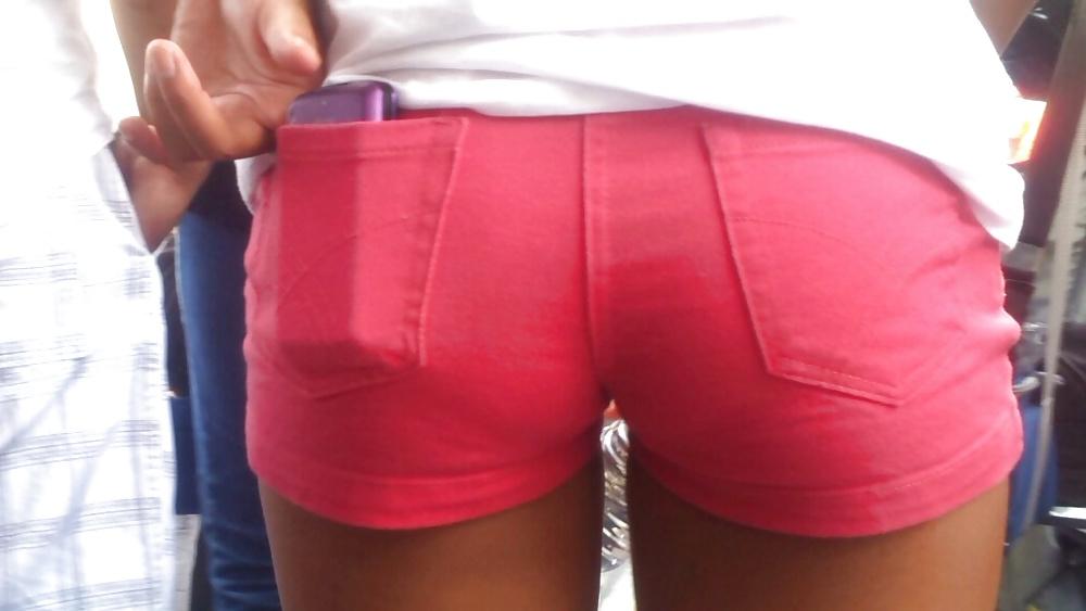 25P Best candid shots out there