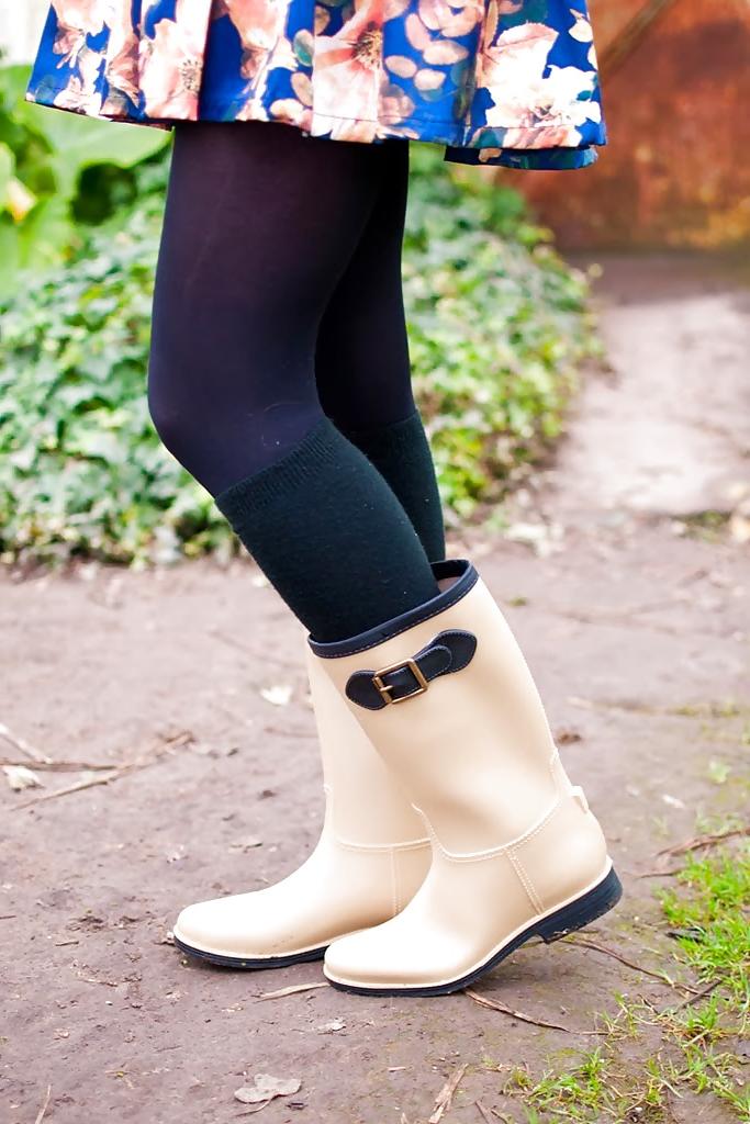 25P Boots & wellies