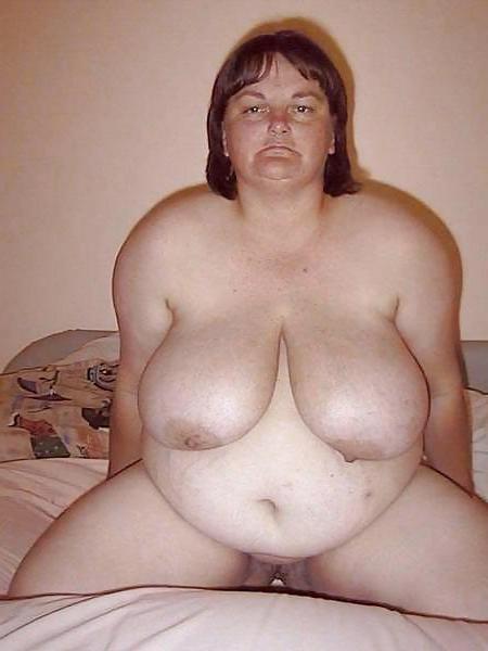 9P Saggy tits 19.