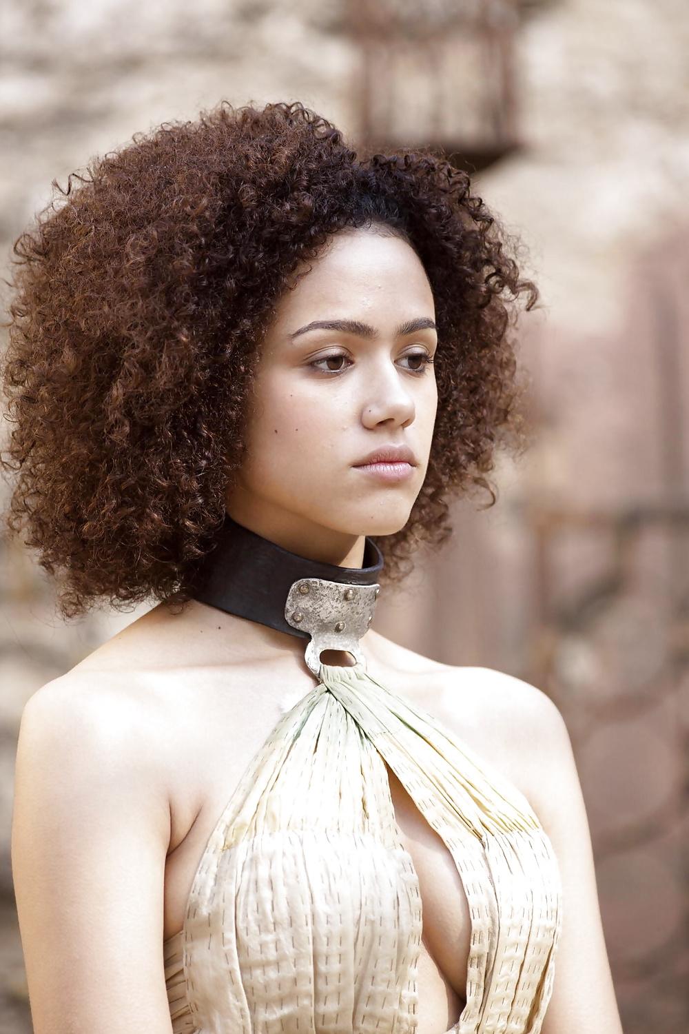 21P Game of Thrones Babes