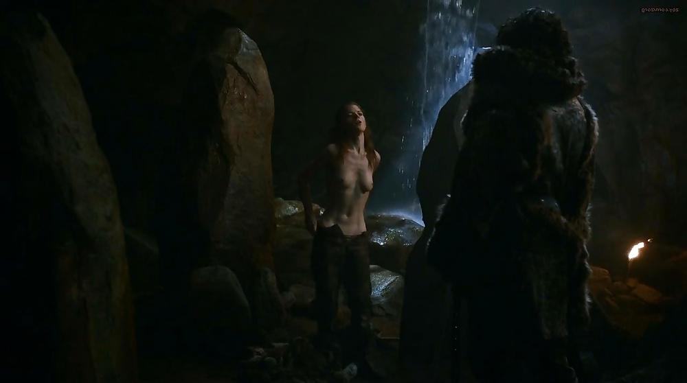 21P Game of Thrones Babes