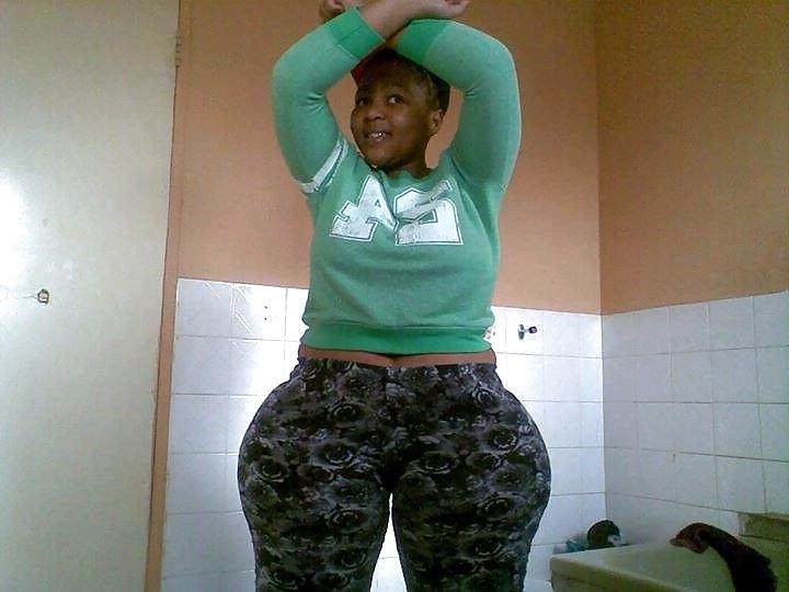 25P Mature Booty1