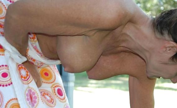 19P Naked in the garden
