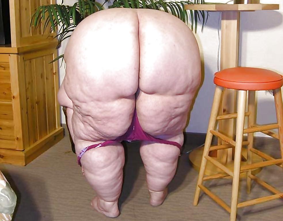 25P Massive butts 16