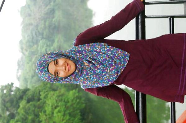 10P Indonesian girl fina