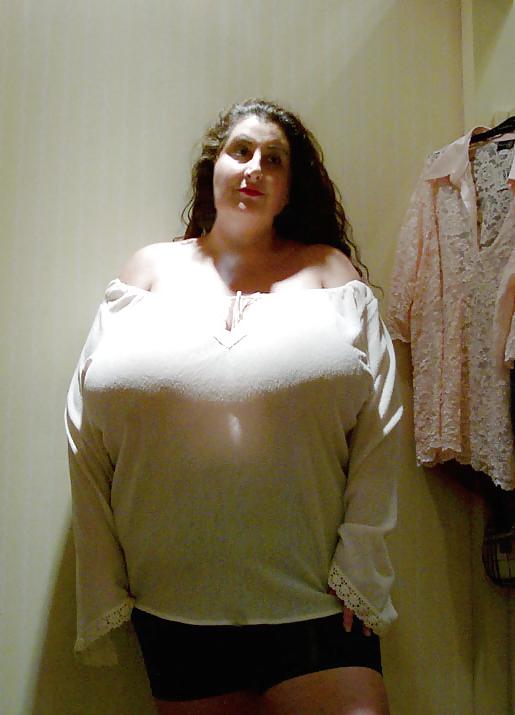 18P Huge Tits, tight tops