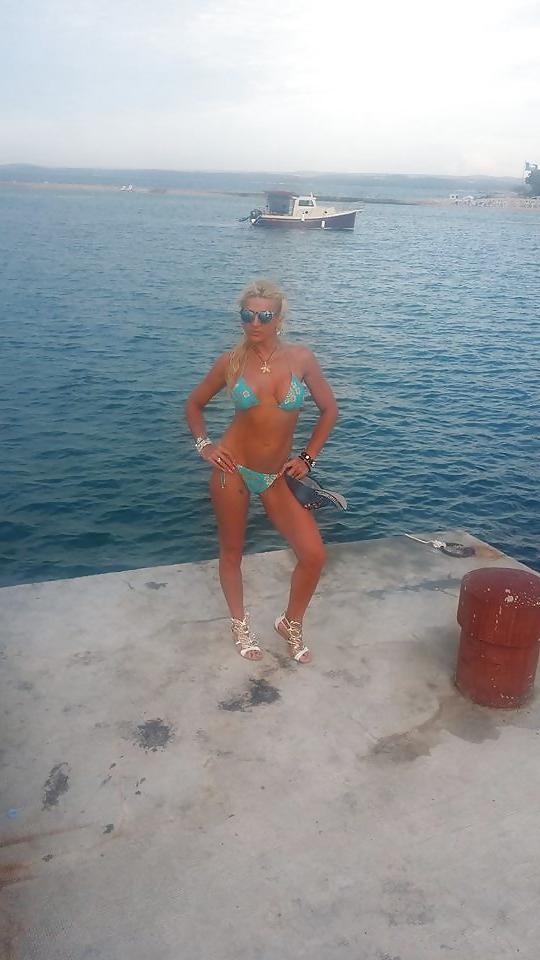 25P Natali Serbian MILF