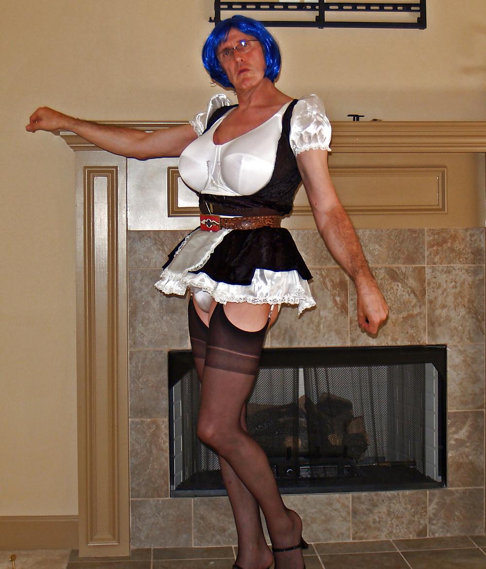 25P 20130710 Maid newpetticoat