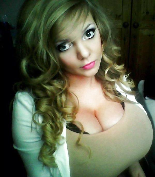 25P Huge Tits, Tight Tops 90