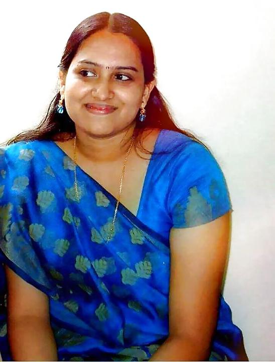 25P South indian aunties