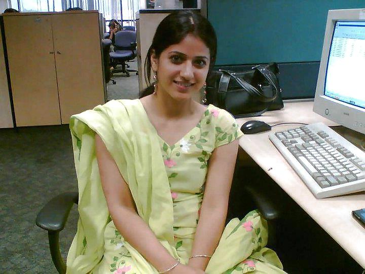 25P South indian aunties