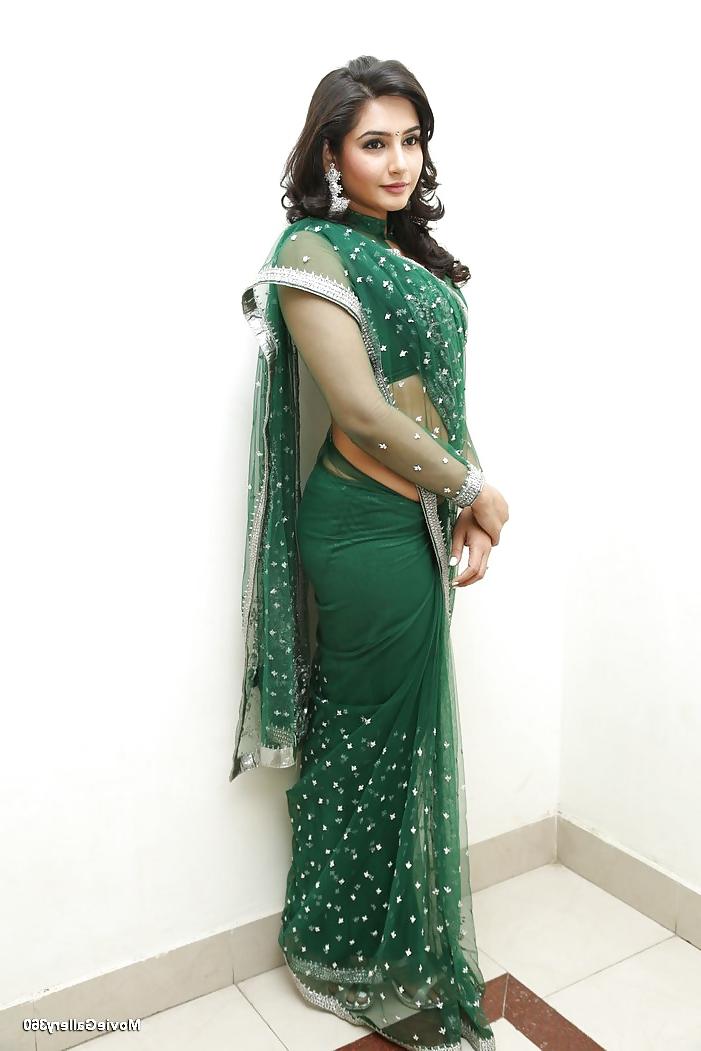 25P Indian Actress Wardrobe Malfunction (OMG) 