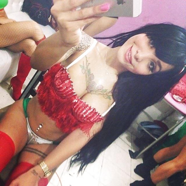 25P Feets, asses, boobs and babes: a lots of cum 2
