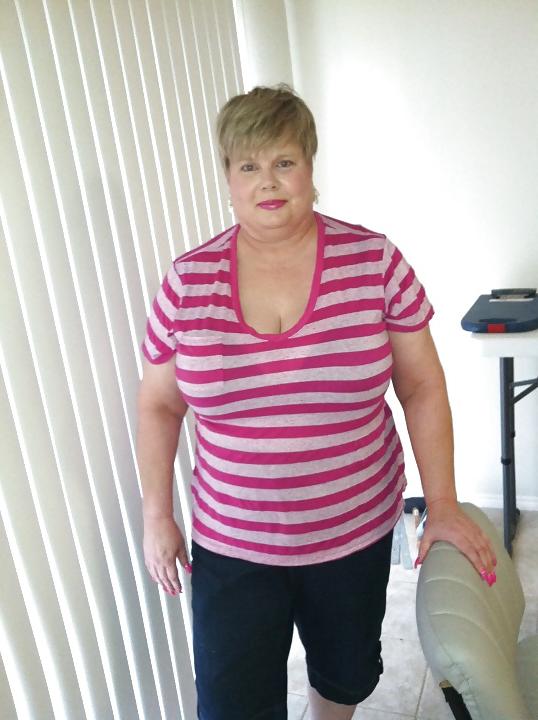 5P Cute fatty MILF