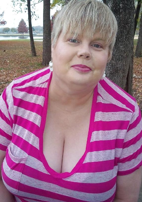 5P Cute fatty MILF