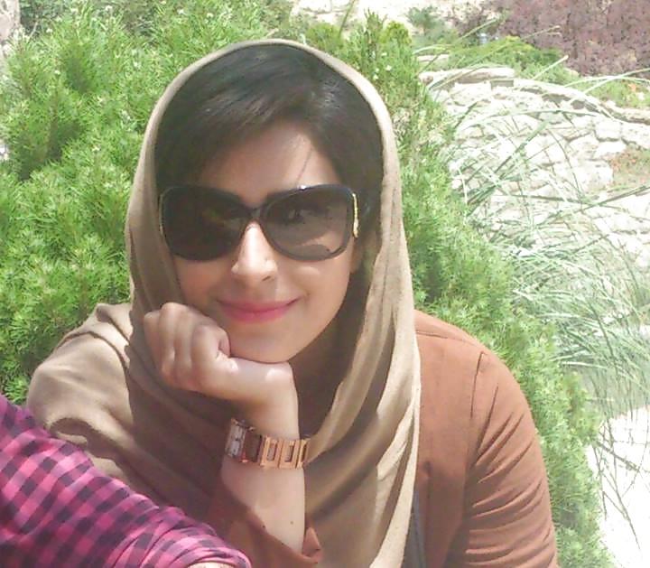 20P Persian Girls From FB 4
