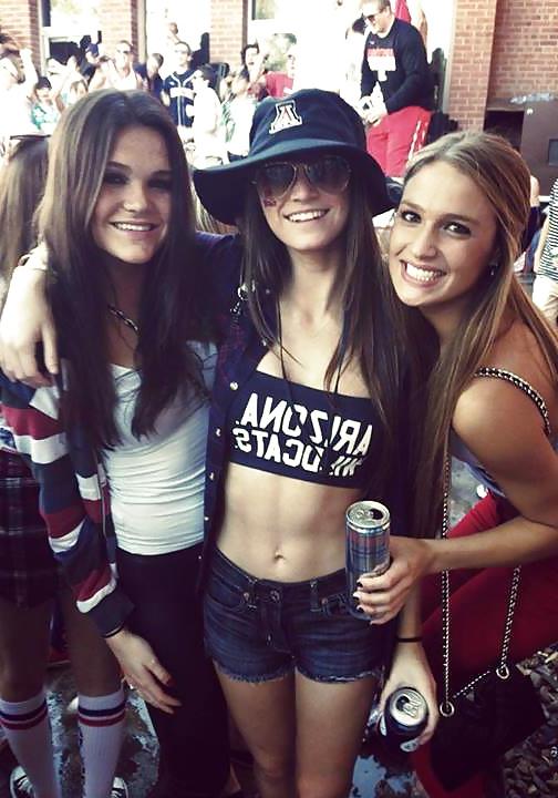 25P Smoking hot teens for comment
