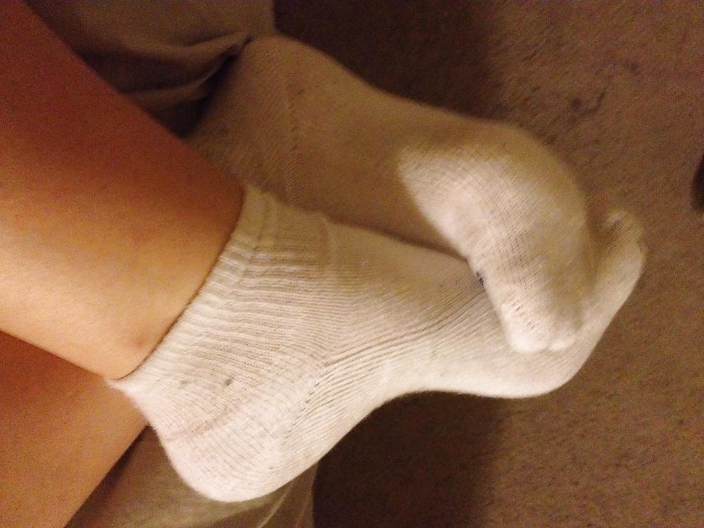 25P My little chubby friend amanda pussy n socks 