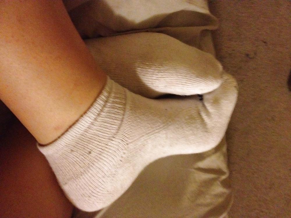 25P My little chubby friend amanda pussy n socks 