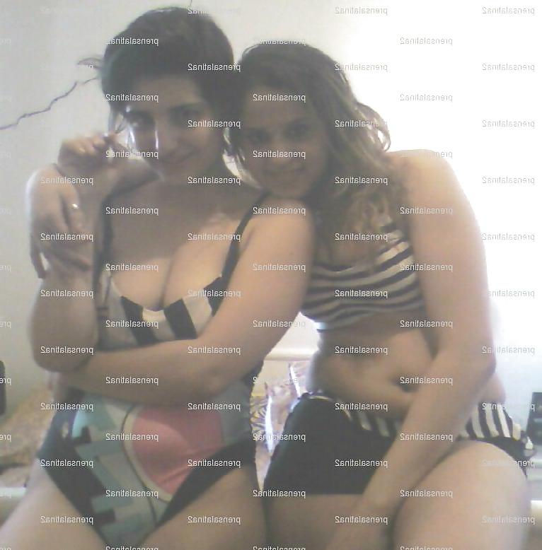 8P Arab Egyptian sluts: Reem & Huda