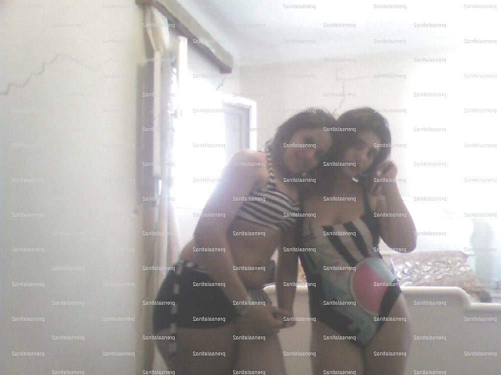 8P Arab Egyptian sluts: Reem & Huda