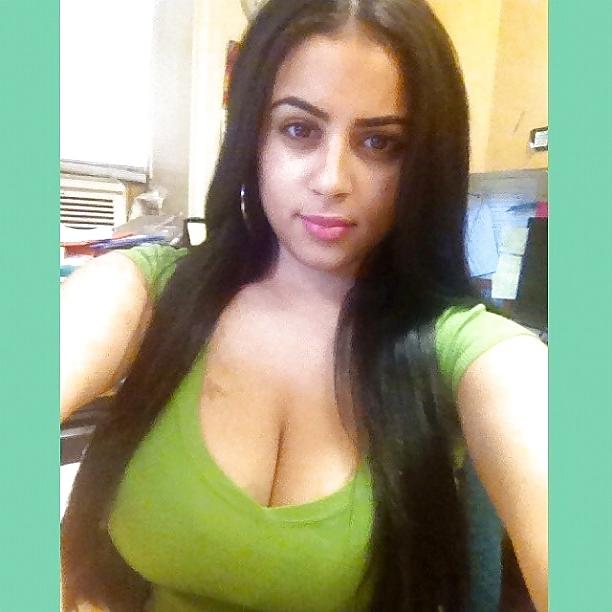 25P Busty Arab Babe.