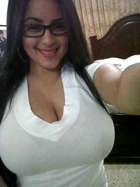 25P Busty Arab Babe.