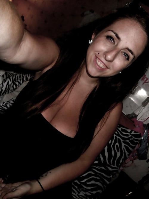 25P American Girl With Big Tits