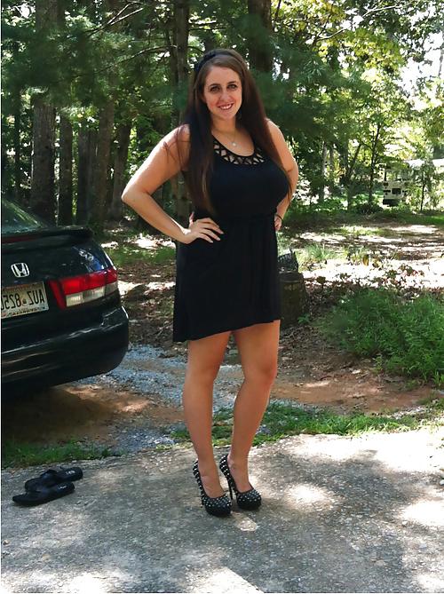 25P American Girl With Big Tits