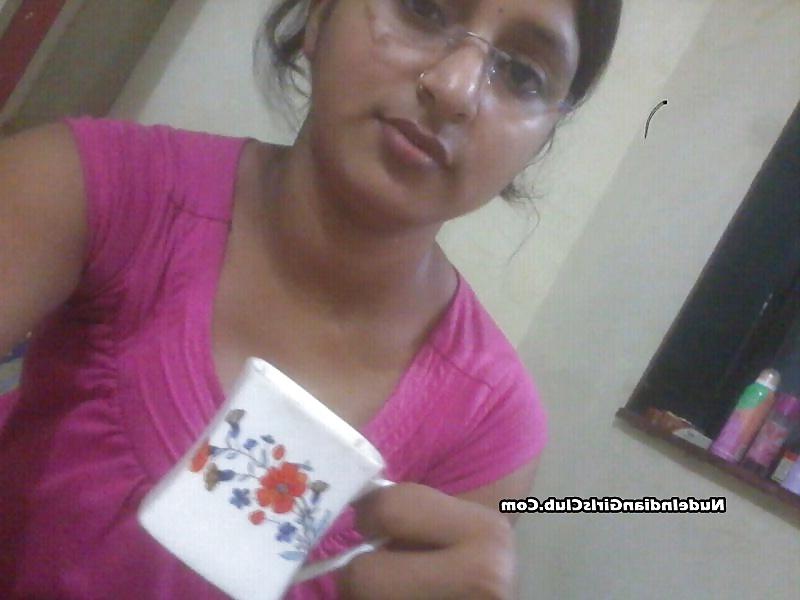 19P Busty indian
