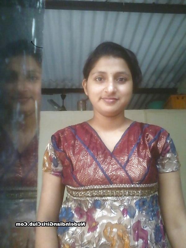 19P Busty indian