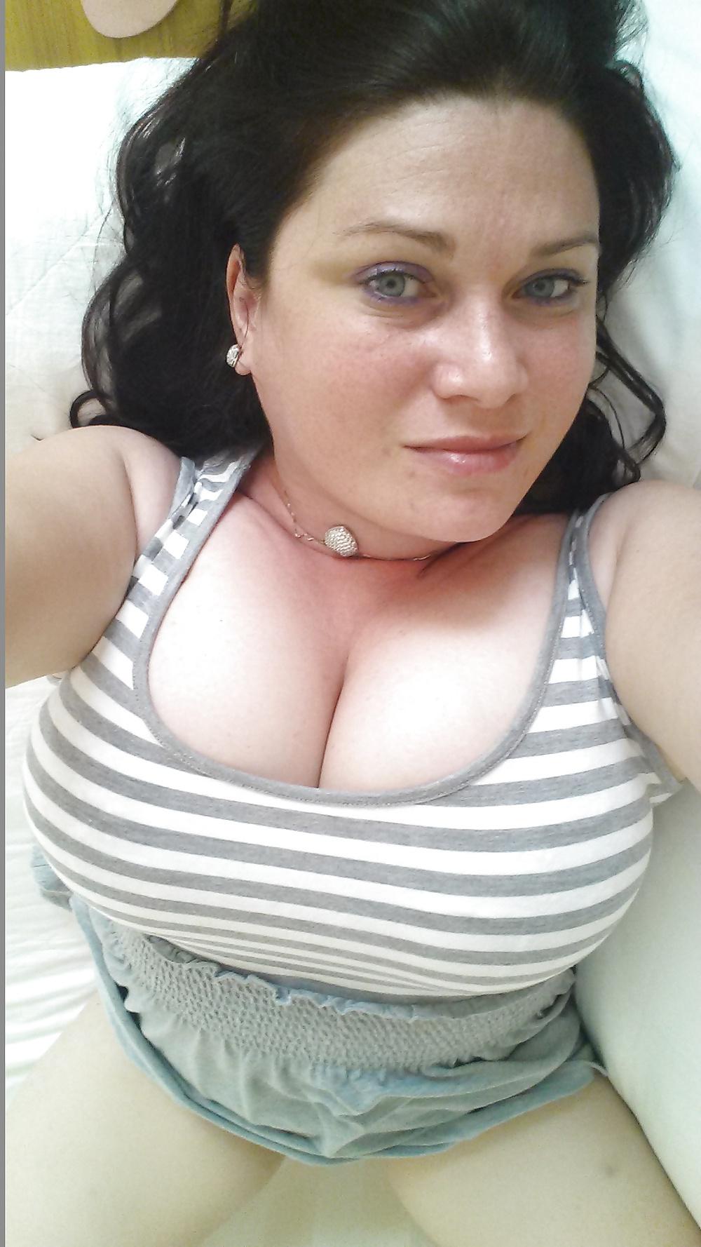 9P Romanian Huge Tits Amateur 25