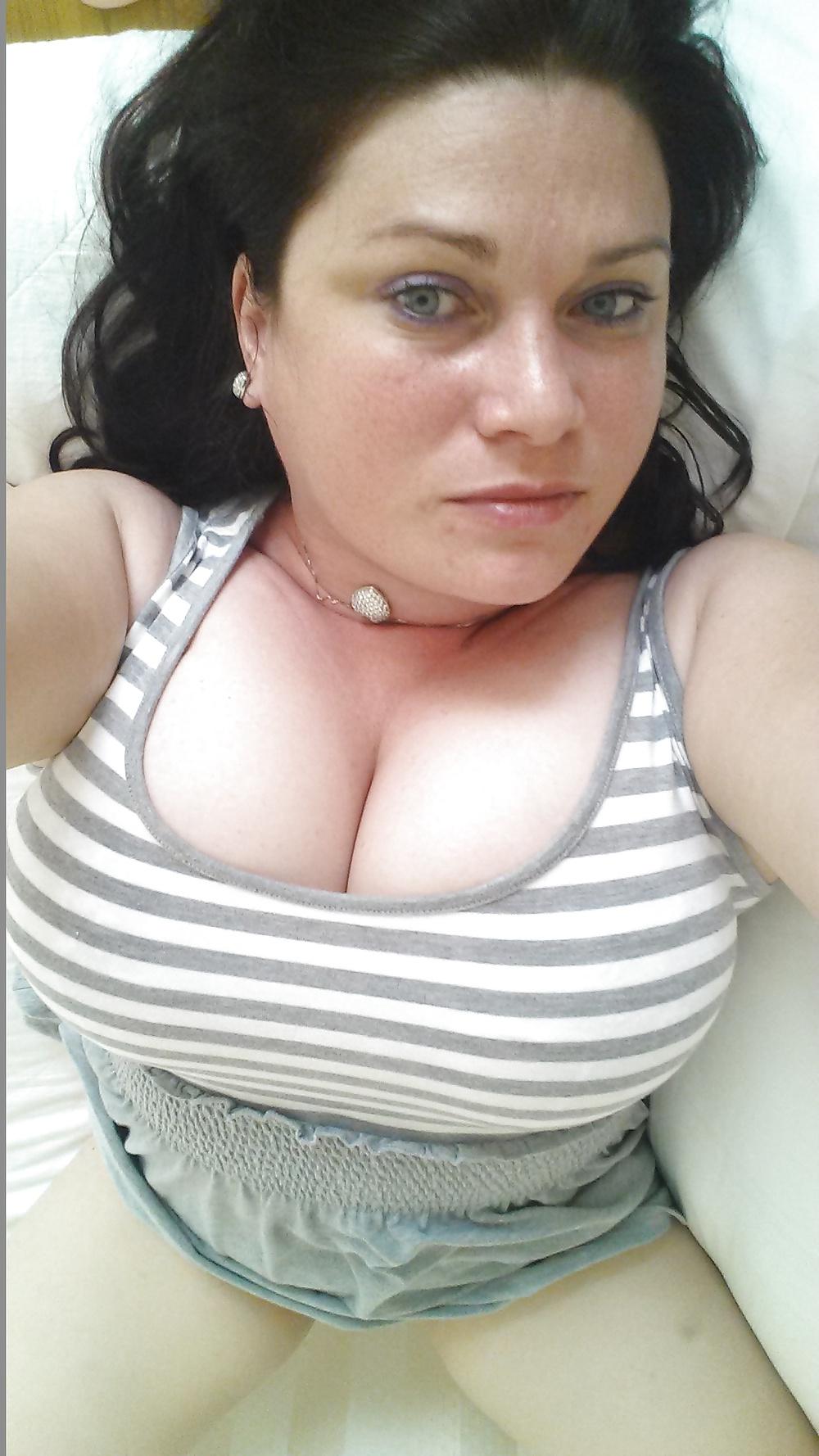 9P Romanian Huge Tits Amateur 25