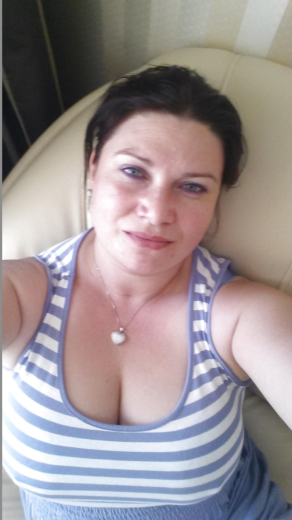 9P Romanian Huge Tits Amateur 25