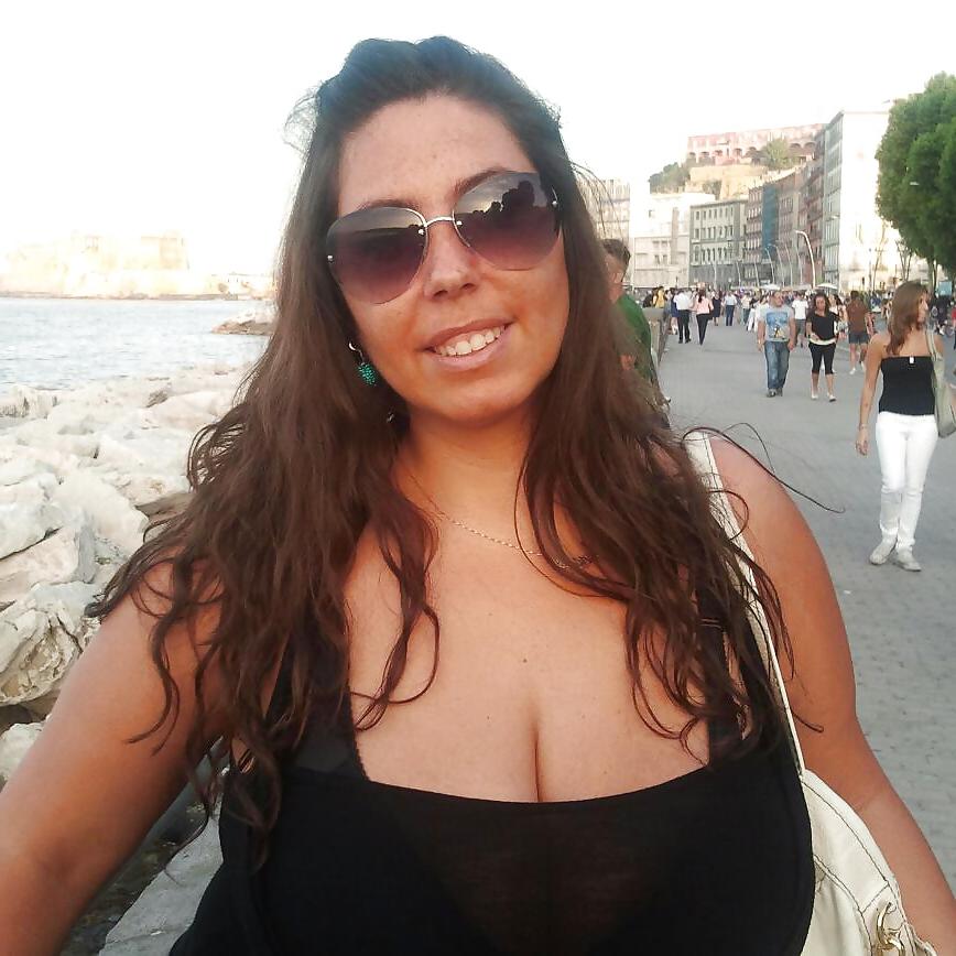 25P Italian Girl With Big Tits