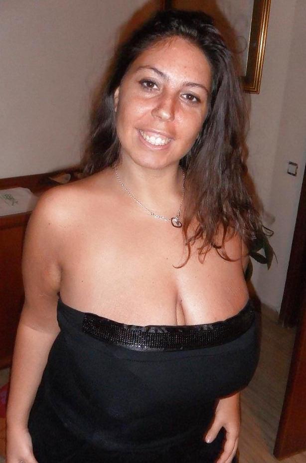 25P Italian Girl With Big Tits