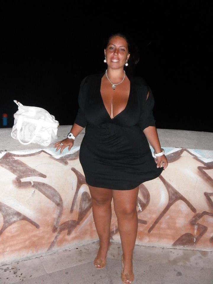 25P Italian Girl With Big Tits