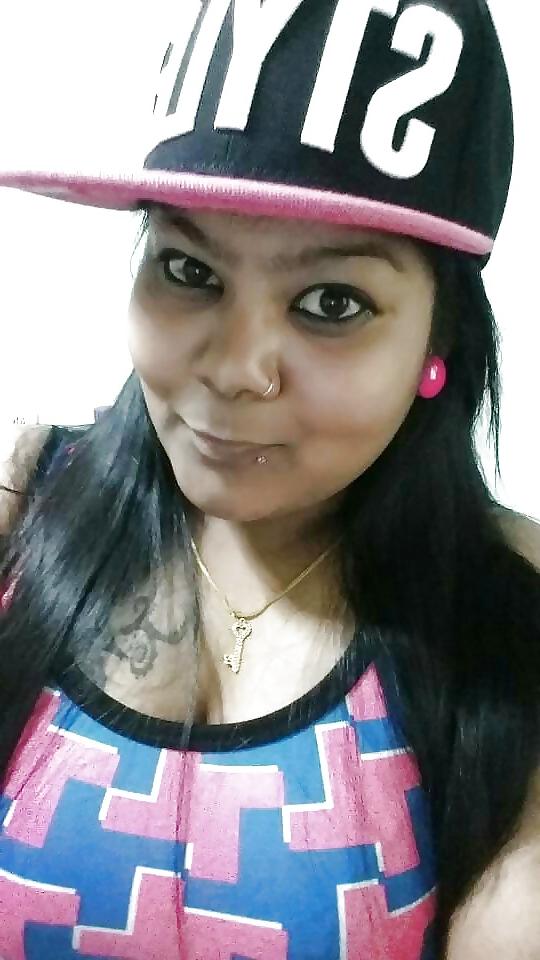 7P Malaysian tamil girl boob show