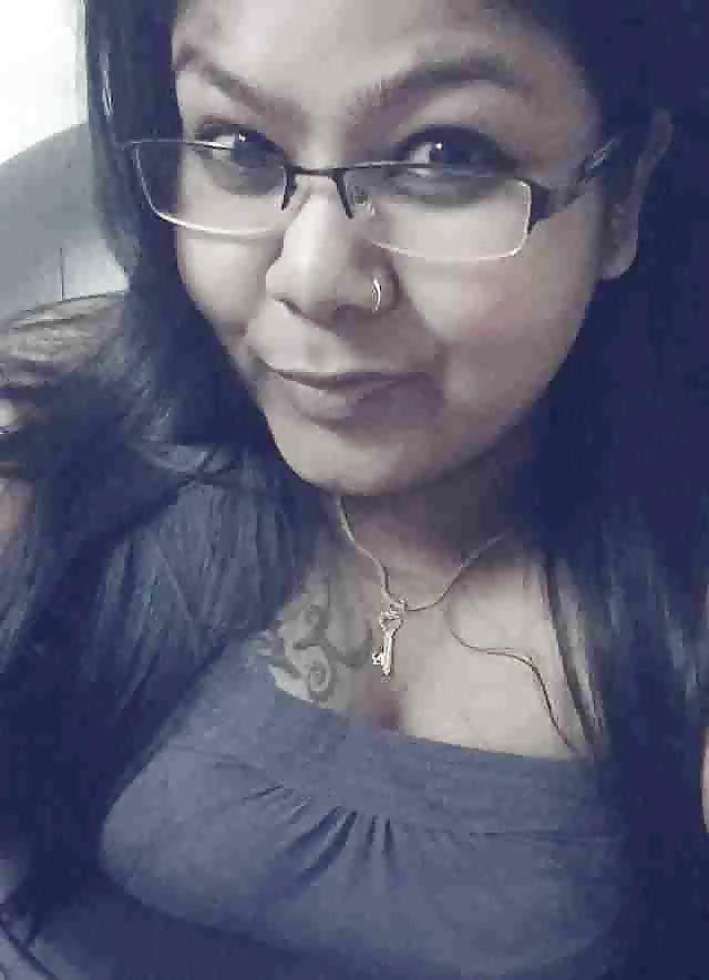 7P Malaysian tamil girl boob show