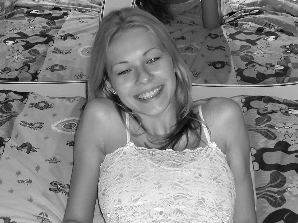 18P Amateur couple