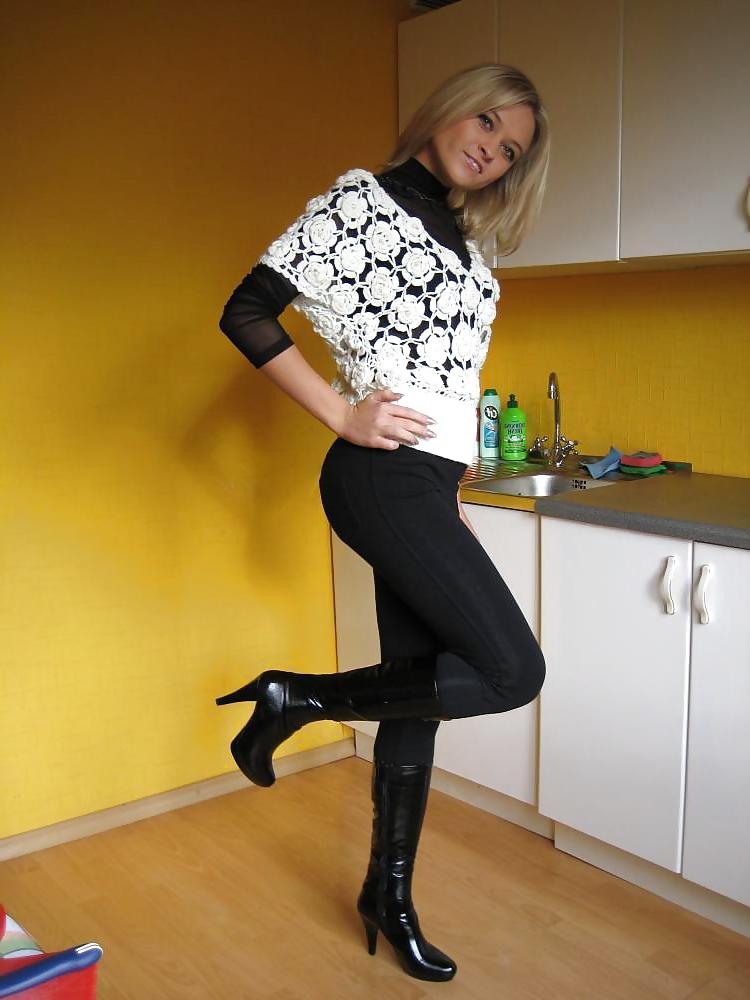 25P Girls in Boots. Frauen in Stiefel part.2 